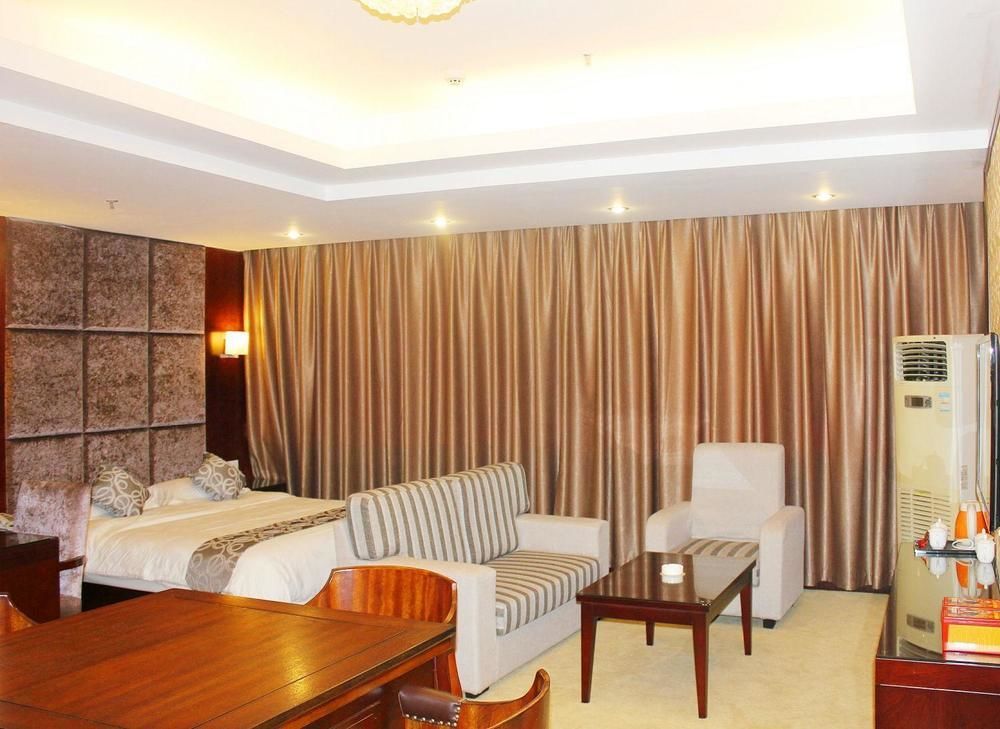 Chengdu Ronghome Hotel المظهر الخارجي الصورة