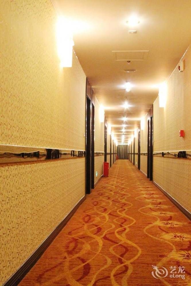 Chengdu Ronghome Hotel المظهر الخارجي الصورة